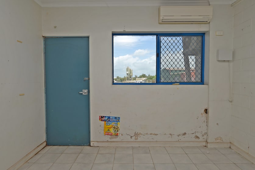 Click to view all images 2/8 Menmuir Street Winnellie NT 0820 - Image 3