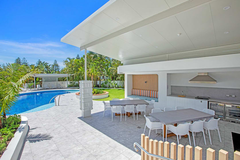 Click to view all images Main Beach QLD 4217 - Image 1