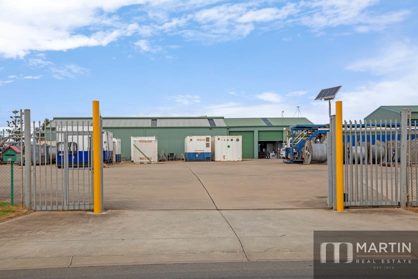 Click to view all images 57-59 Hawker Road Burton SA 5110 - Image 2