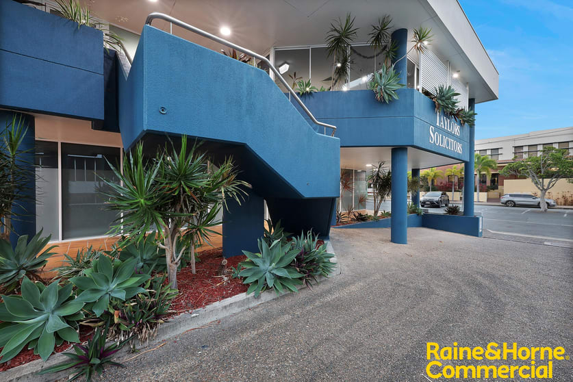 Click to view all images 17 Brisbane Street Mackay QLD 4740 - Image 3