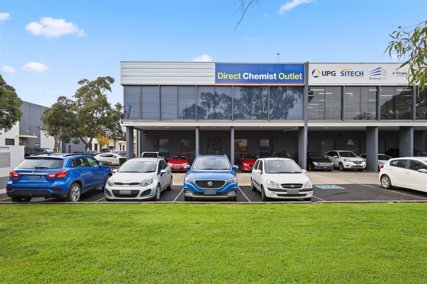 Click to view all images 6/4 Garden Road Clayton VIC 3168 - Image 3