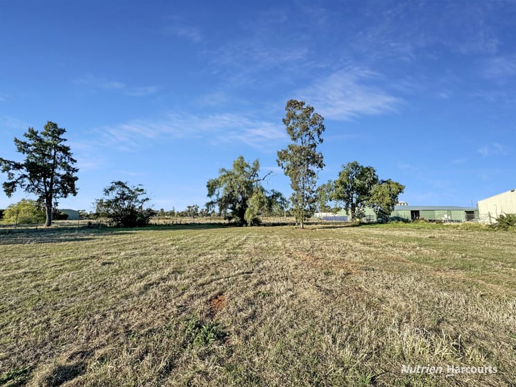 Click to view all images 36-48 Banna Avenue and 5-19 & 31 Twigg Street Griffith NSW 2680 - Image 2