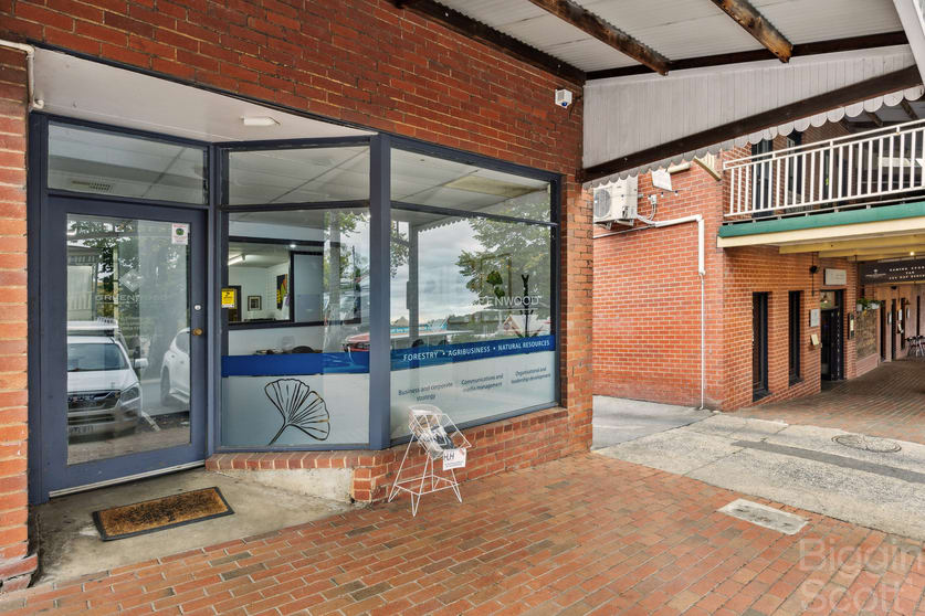 Click to view all images 20 Albert Street Daylesford VIC 3460 - Image 2