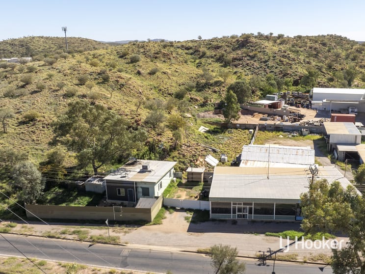 Click to view all images 12 Smith Street Ciccone NT 0870 - Image 3