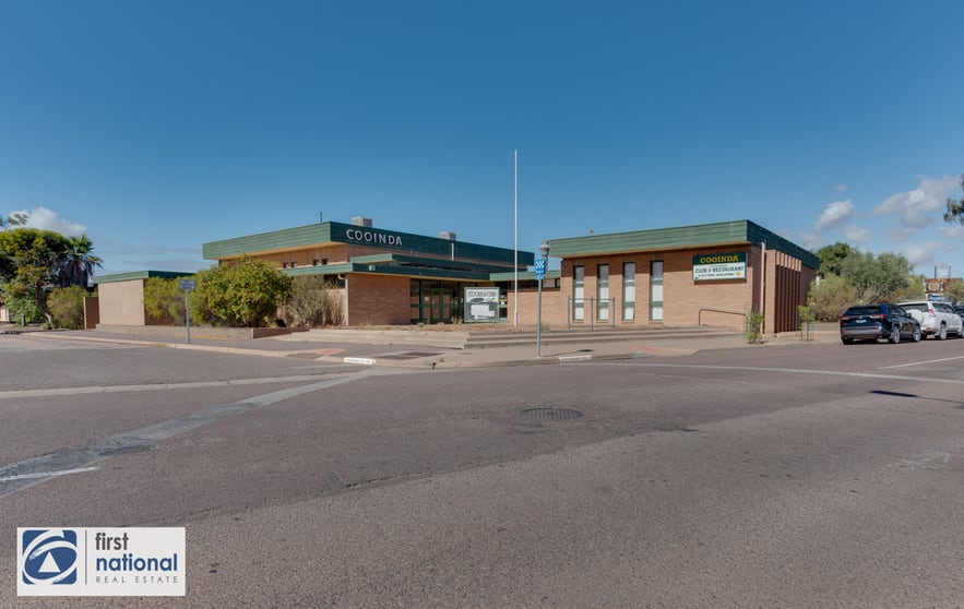 Click to view all images 32 Flinders Terrace Port Augusta SA 5700 - Image 1