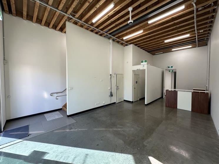 2 - 34 Wirraway Dr Port Melbourne VIC 3207 - Image 3