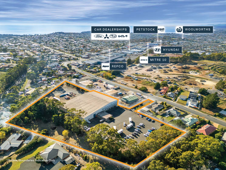 Click to view all images 28 Hillcrest Road Devonport TAS 7310 - Image 1