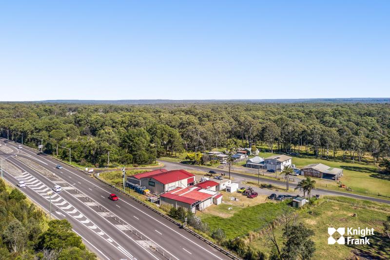 Click to view all images 125 Princes Highway Falls Creek NSW 2540 - Image 2