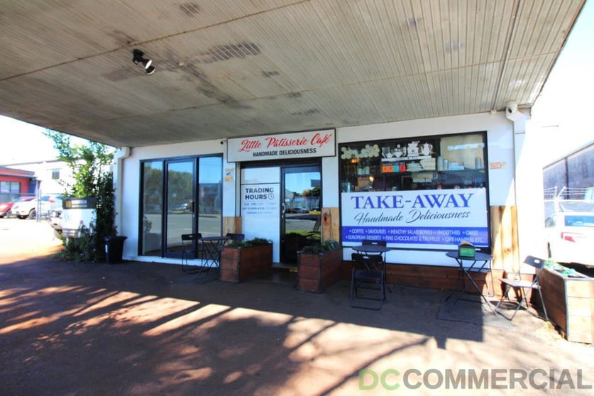 Click to view all images 172a James Street South Toowoomba QLD 4350 - Image 1