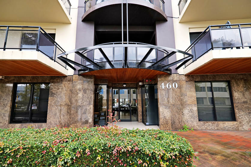 Click to view all images 4/460 Roberts Road Subiaco WA 6008 - Image 1