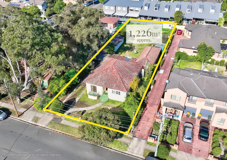 Click to view all images 85 Oramzi Road Girraween NSW 2145 - Image 2