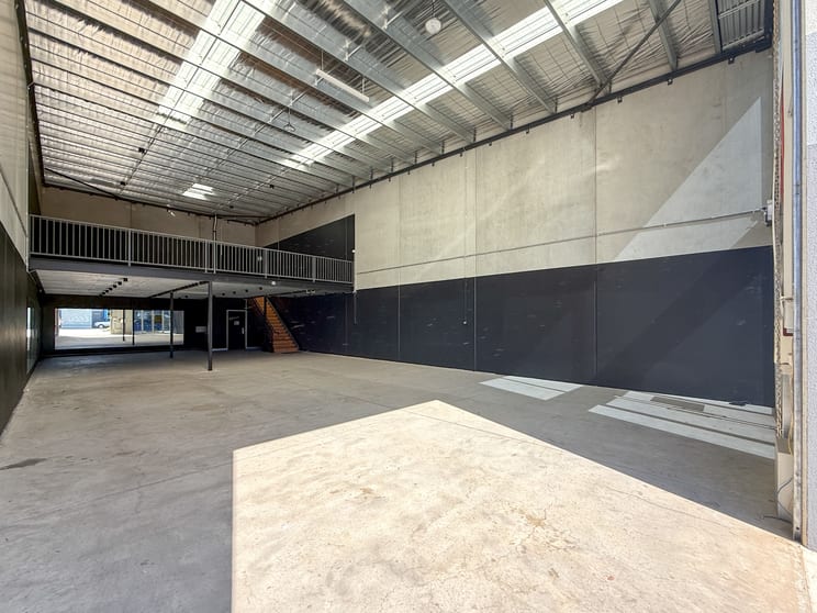 Click to view all images 45 McArthurs Road Altona North VIC 3025 - Image 2