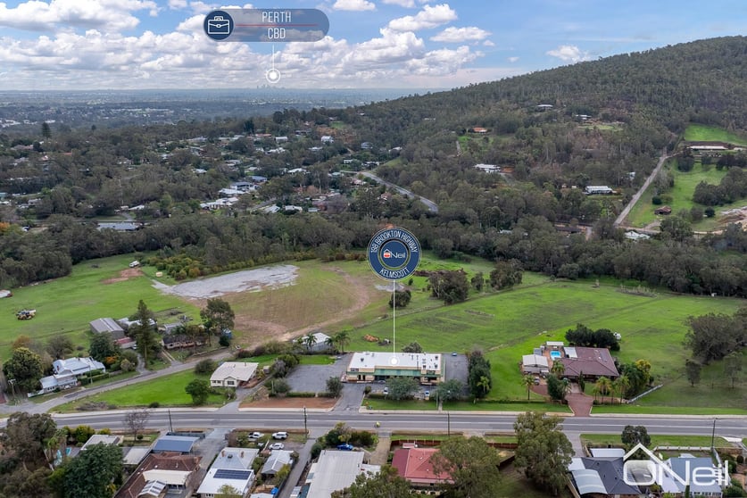 Click to view all images 198 Brookton Highway Kelmscott WA 6111 - Image 1