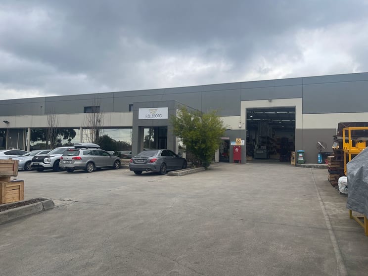 Click to view all images Unit 2/112-120 Browns Road Noble Park VIC 3174 - Image 1