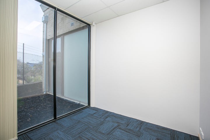 Click to view all images 13/87 McLarty Avenue Joondalup WA 6027 - Image 3