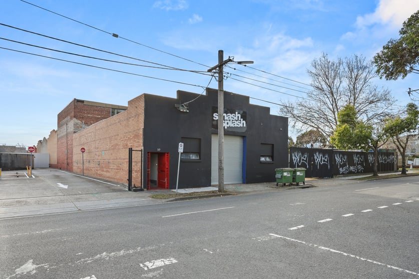 Click to view all images 31 Edward Street Oakleigh VIC 3166 - Image 2