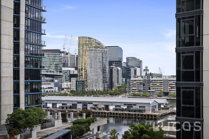 Click to view all images 1216/401 Docklands Drive Docklands VIC 3008 - Image 1