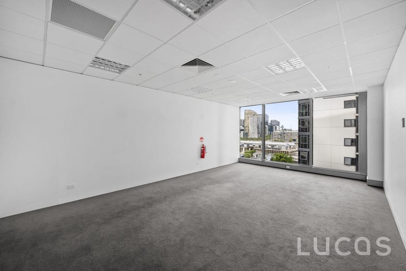 Click to view all images 1216/401 Docklands Drive Docklands VIC 3008 - Image 2