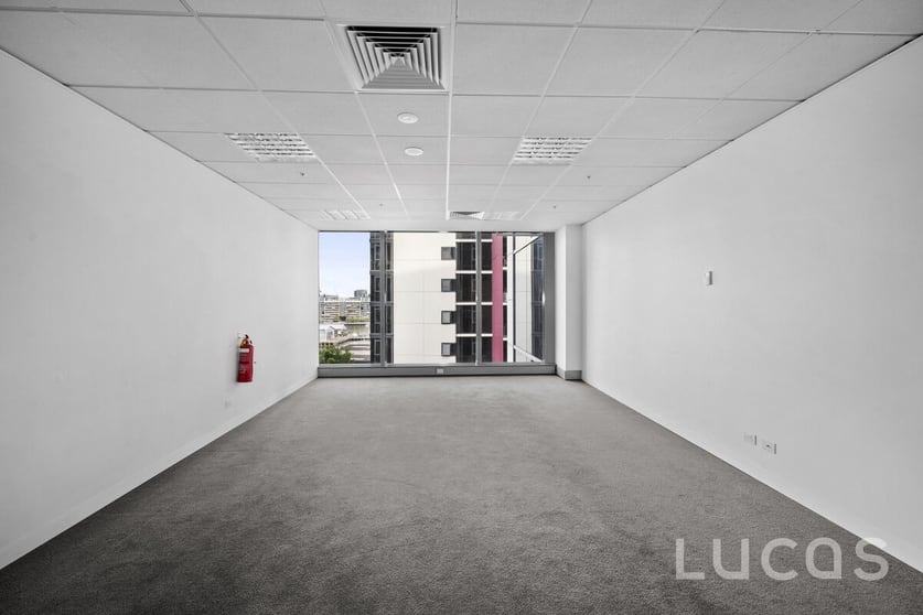 Click to view all images 1216/401 Docklands Drive Docklands VIC 3008 - Image 3