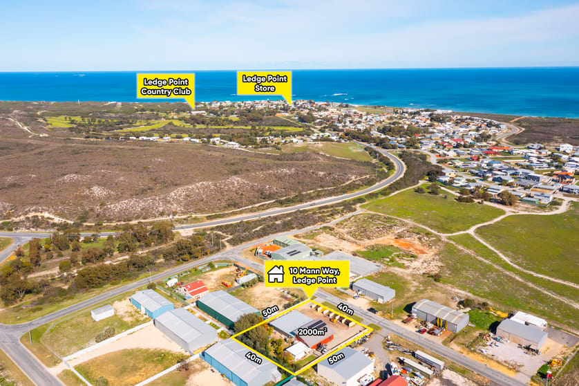 Click to view all images 10 MANN WAY Ledge Point WA 6043 - Image 2