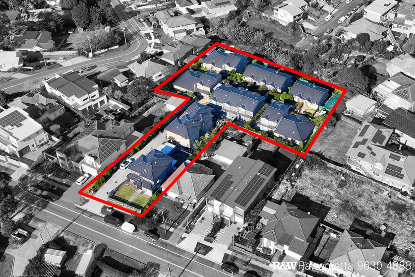 Click to view all images Constitution Hill NSW 2145 - Image 2