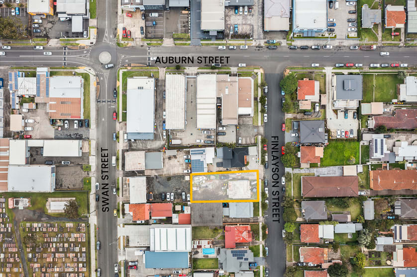 Click to view all images 23 Finlayson Street Wollongong NSW 2500 - Image 3