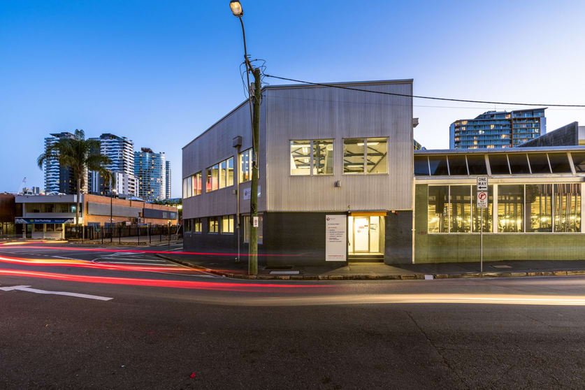 Click to view all images 15 Anderson Street Fortitude Valley QLD 4006 - Image 3