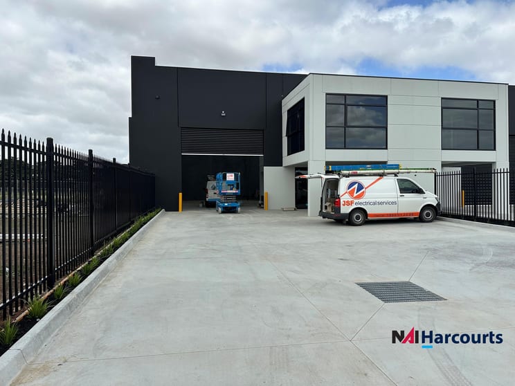 Click to view all images 10A Craftsman Drive Diggers Rest VIC 3427 - Image 1
