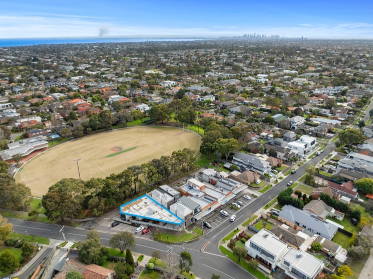 Click to view all images 1 Keith Street Hampton East VIC 3188 - Image 1