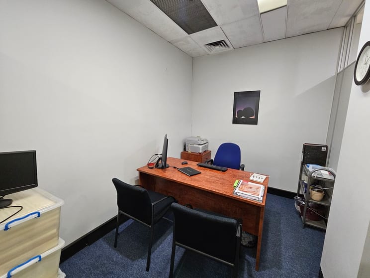 Click to view all images Suite 1304/227 Collins Street Melbourne VIC 3000 - Image 3