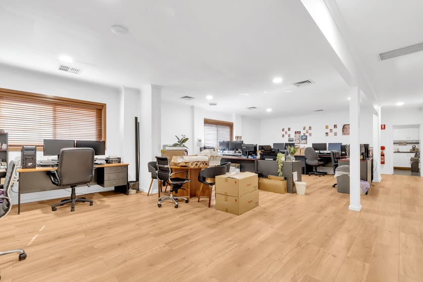 Click to view all images 19-21 Princess Street Findon SA 5023 - Image 3