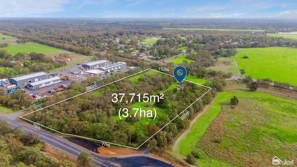 Click to view all images 15 Pinebrook Road Byford WA 6122 - Image 3