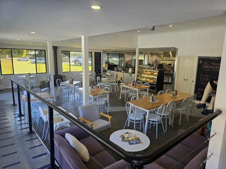 Click to view all images 8 Failford Road Darawank NSW 2428 - Image 3