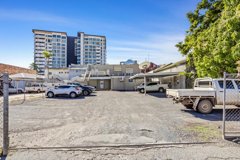 Click to view all images Fully Leased Office Building/18 East Street Rockhampton City QLD 4700 - Image 3