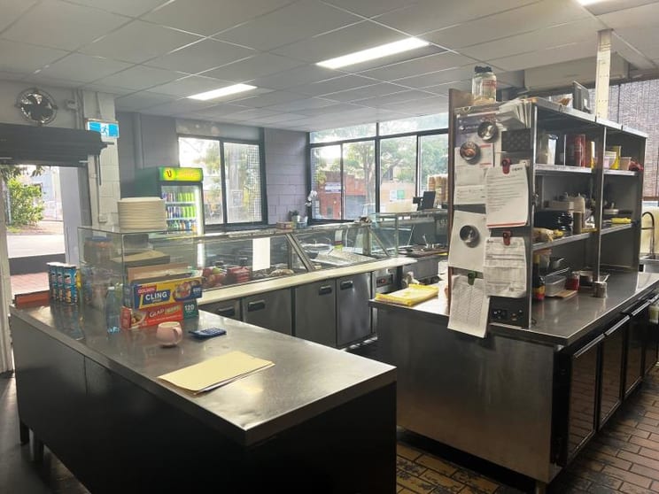 Click to view all images Brookvale NSW 2100 - Image 3