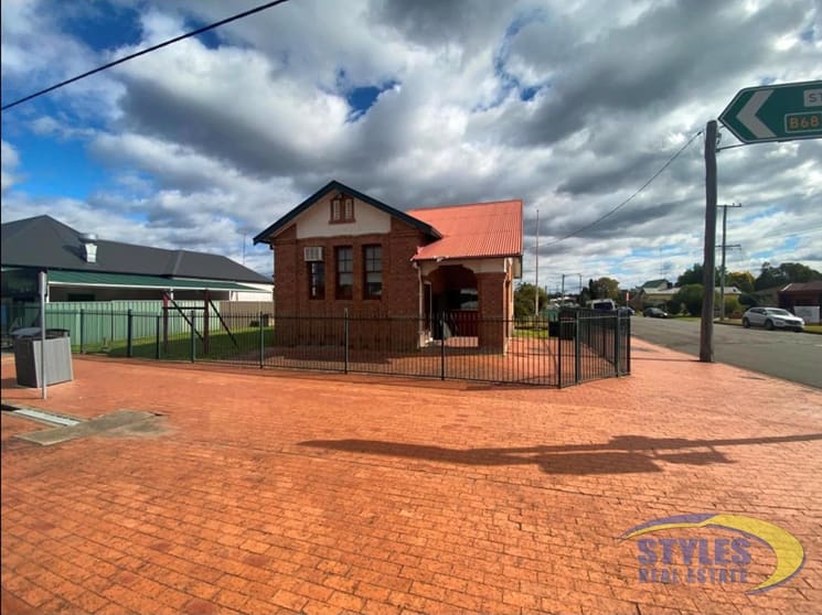 Click to view all images 40-44 Station St Weston NSW 2326 - Image 2
