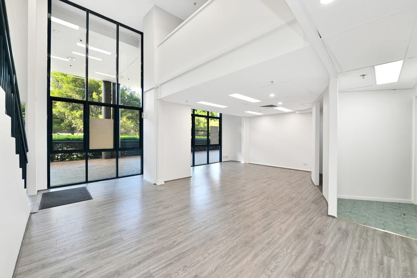 Click to view all images Shop 5/8 Ashton Street Rockdale NSW 2216 - Image 3