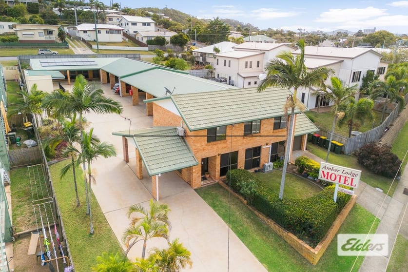 Click to view all images 129 Toolooa Street South Gladstone QLD 4680 - Image 2