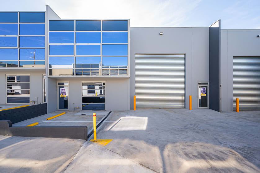 Click to view all images Unit 16/41-45 Kurrle Road Sunbury VIC 3429 - Image 1