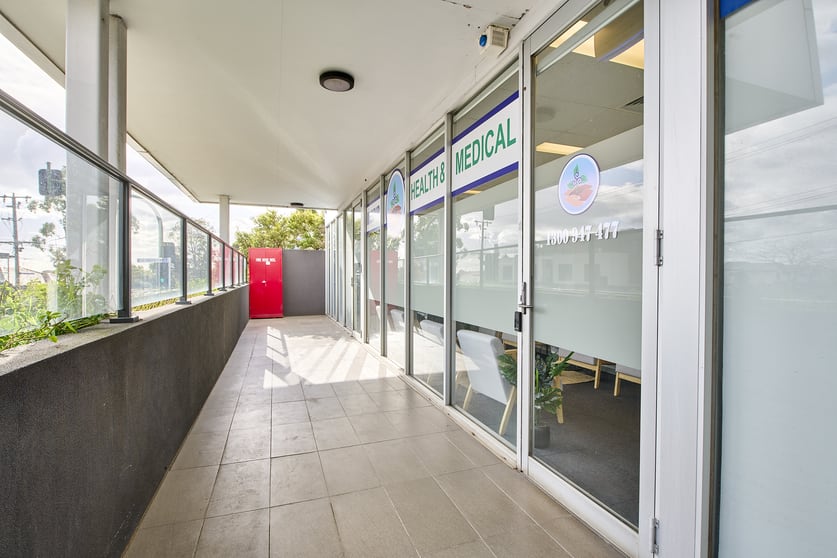 Click to view all images 2/339 Mitcham Road Mitcham VIC 3132 - Image 3