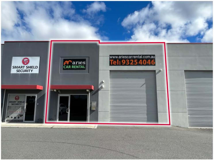 Click to view all images 3/1 Merino Entrance Cockburn Central WA 6164 - Image 1