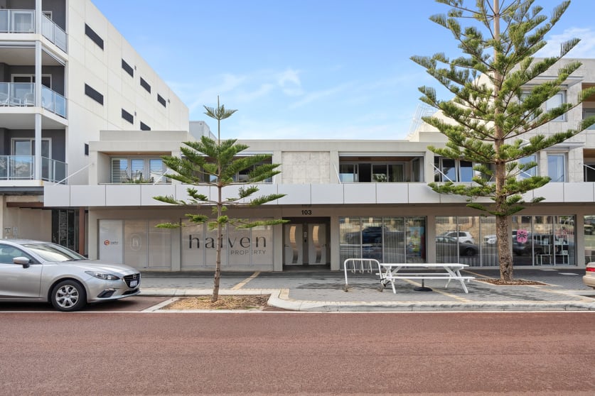Click to view all images 4&5/103 Flora Terrace North Beach WA 6020 - Image 2
