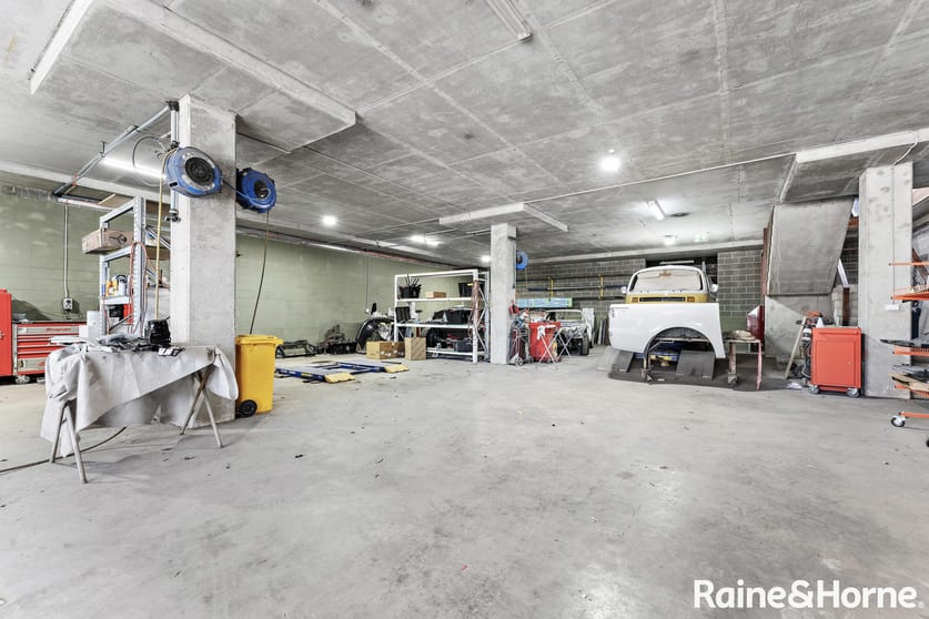 Click to view all images 193 Parkes Street Helensburgh NSW 2508 - Image 3