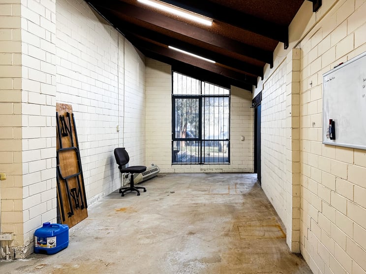 17 Govan Street Seaford VIC 3198 - Image 3
