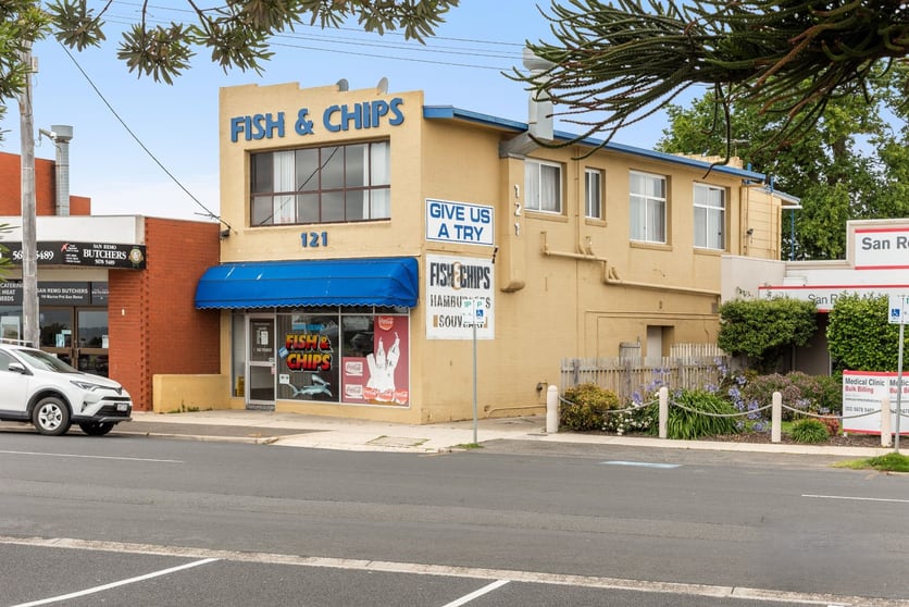 Click to view all images 121 Marine Parade San Remo VIC 3925 - Image 3