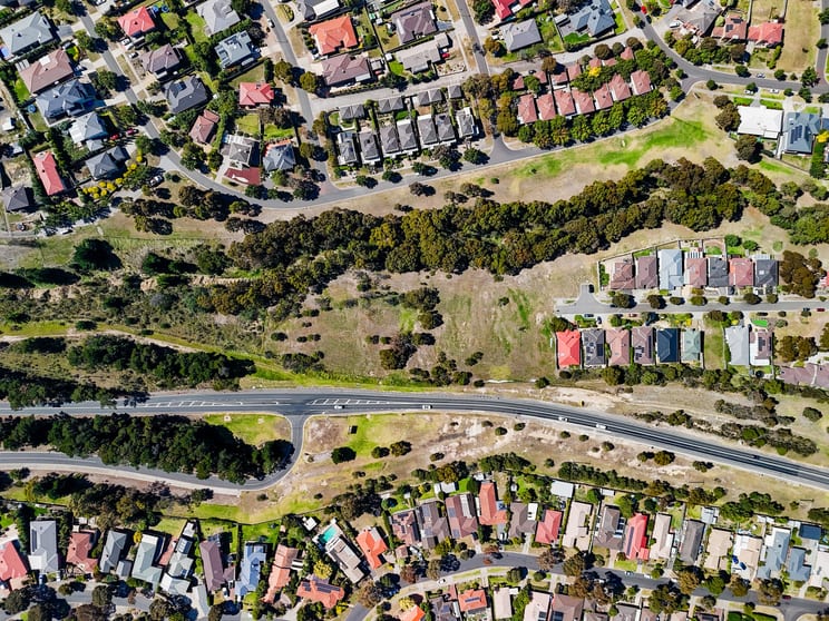 Click to view all images 41 Wallaby Walk Sunbury VIC 3429 - Image 2
