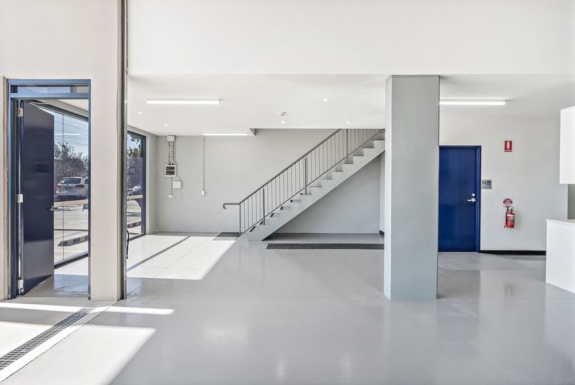 Click to view all images 2/48 Waratah Street Kirrawee NSW 2232 - Image 3