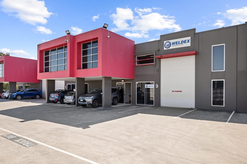Click to view all images 3/4-12 Henry Street Loganholme QLD 4129 - Image 1