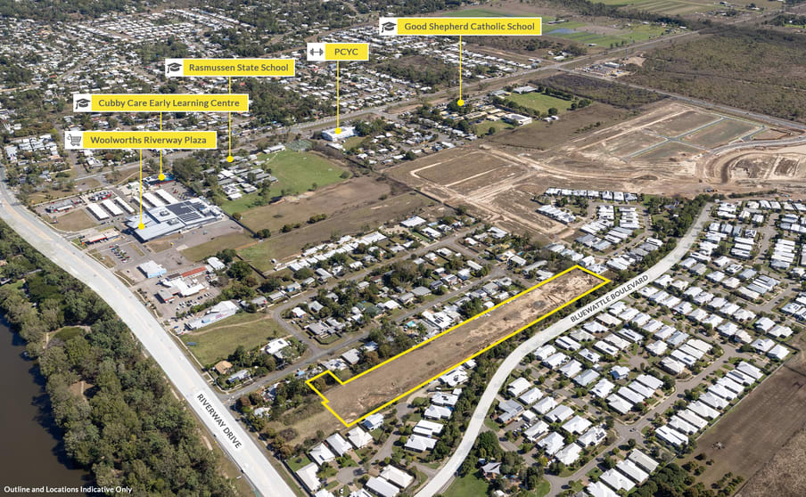 Click to view all images 31 Bluewattle Boulevard Rasmussen QLD 4815 - Image 1