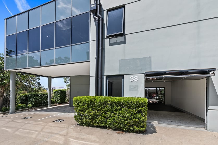 Click to view all images 38/2 Chaplin Drive Lane Cove NSW 2066 - Image 2
